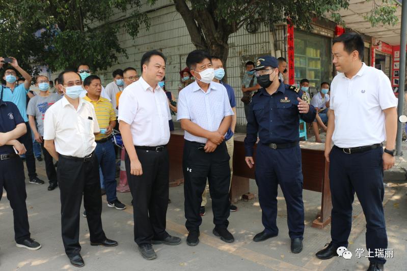 云南省黄毅最新消息,深入研究执行计划_美学版23.804