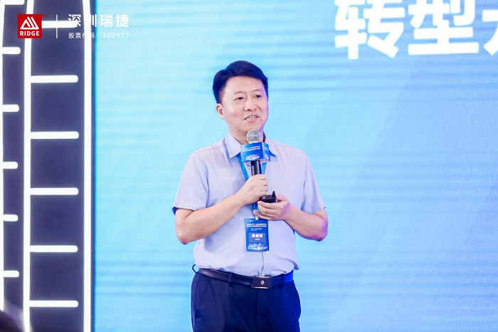 冯坤，科技革新先锋，引领智能生活新纪元最新动态