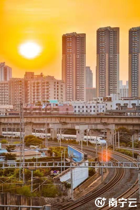 微博热搜揭秘,小巷深处的独特风味