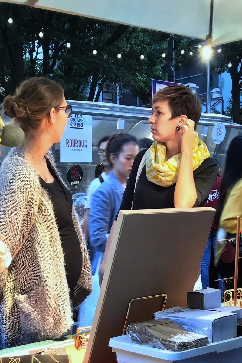 上海最新工资标准下的隐秘小巷宝藏,一家特色小店的独特魅力探索