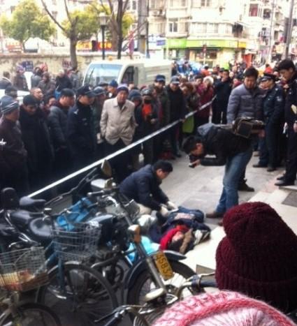 南京推人事件最新真相揭秘