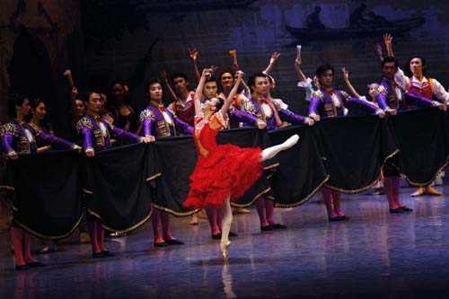 探索双人舞蹈的魅力与时尚潮流,最新双人舞中三赏析