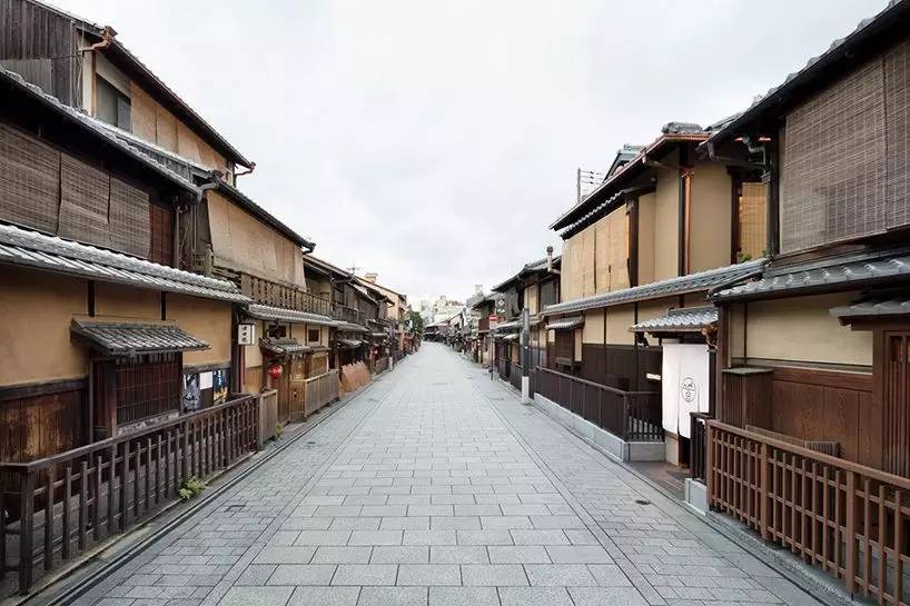 月影别墅艾尔线最新探秘,小巷中的隐秘宝藏