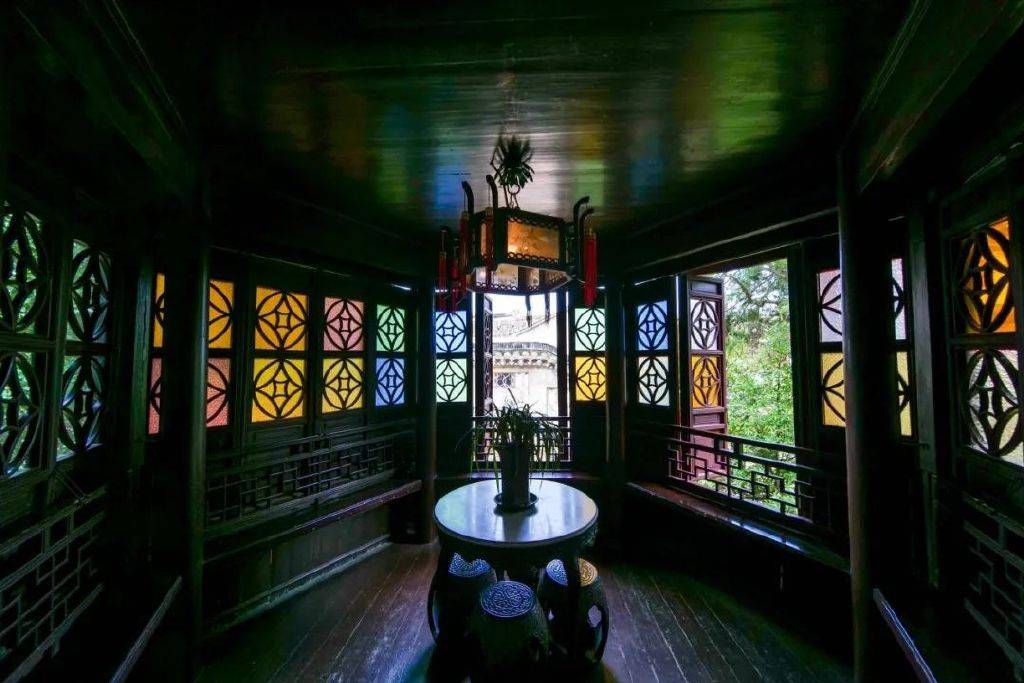 月影别墅艾尔线最新探秘,小巷中的隐秘宝藏