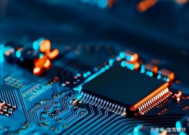 中国芯片产业最新突破,自信闪耀,一路向前发展之路