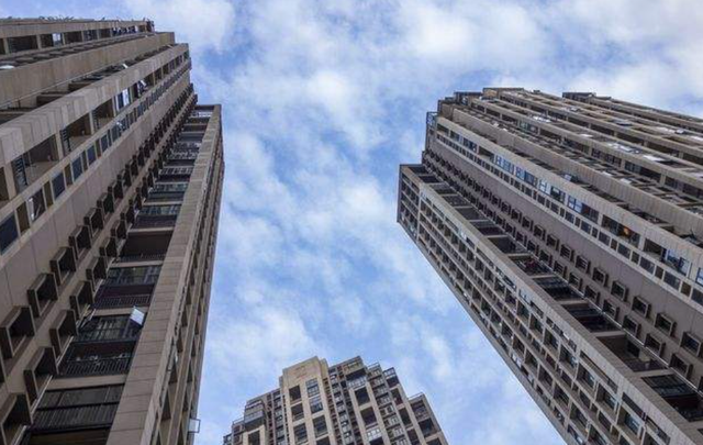 倒楼事件最新进展,背景、消息及影响全解析