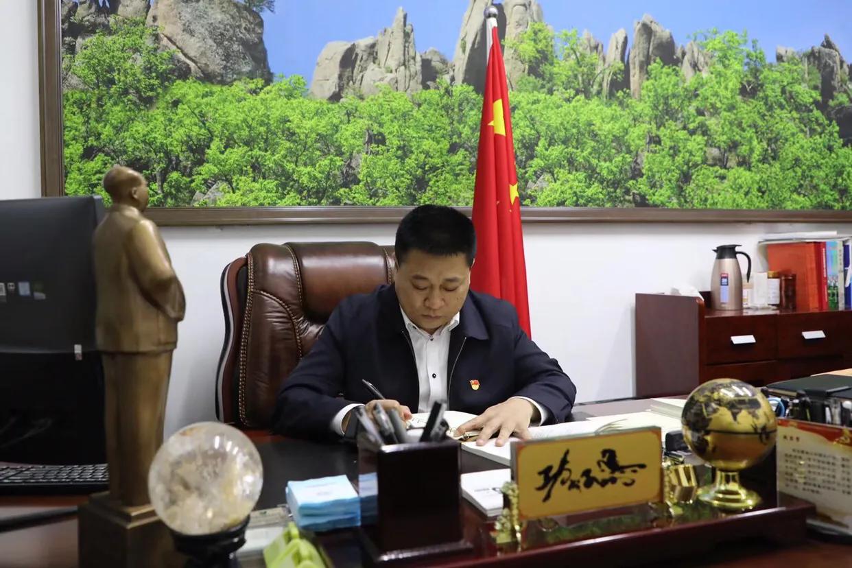 学习变化,自信成就未来——最新新闻摘要与未来展望