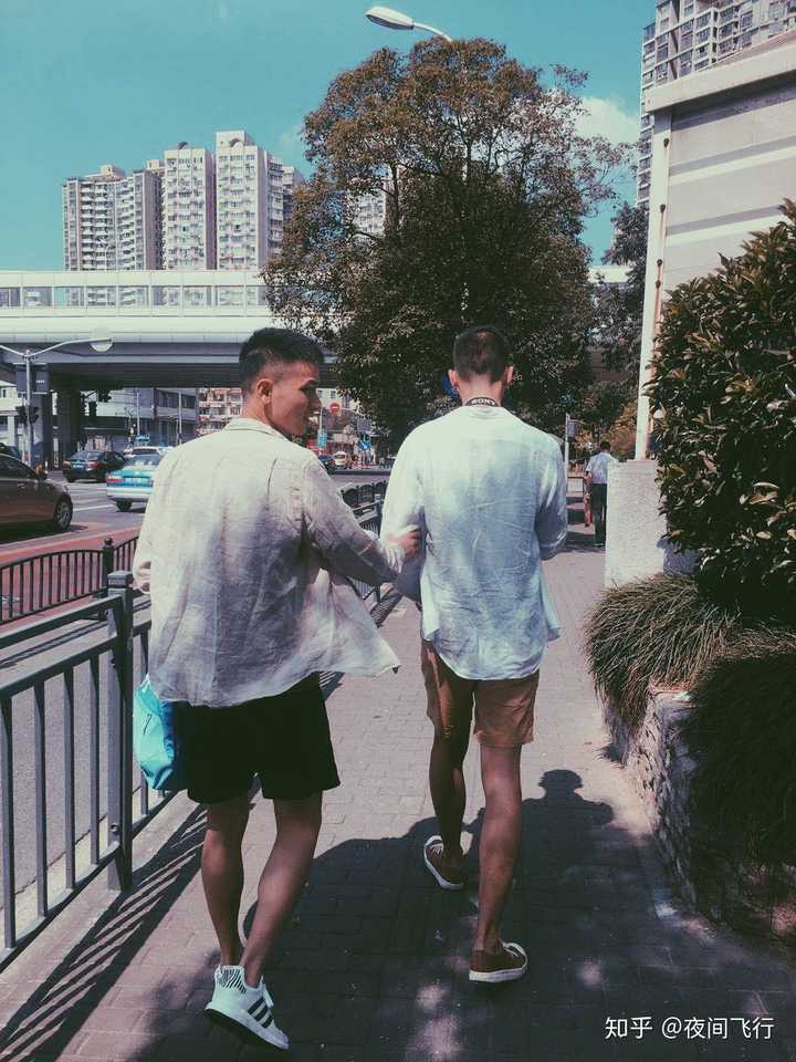 四川男男最新风采,小巷深处的独特韵味