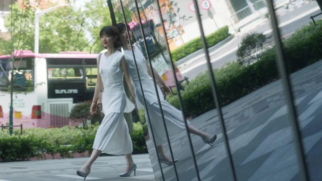 最新电视剧三十而已下载，城市生活的温馨日常