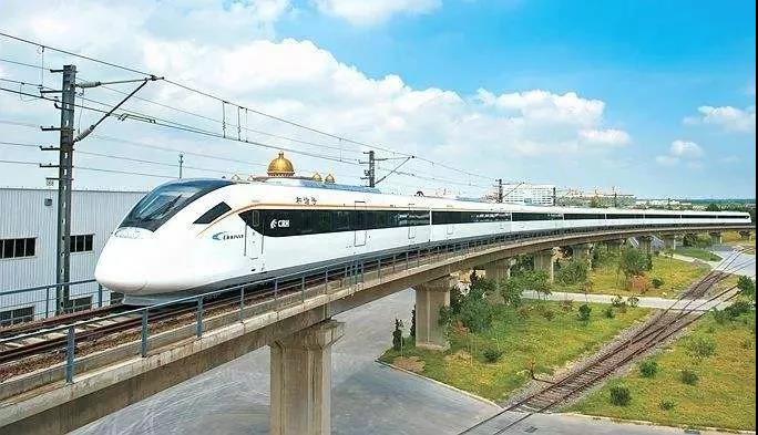 旬阳动车最新动态,温馨之旅,速度与友情的完美交融