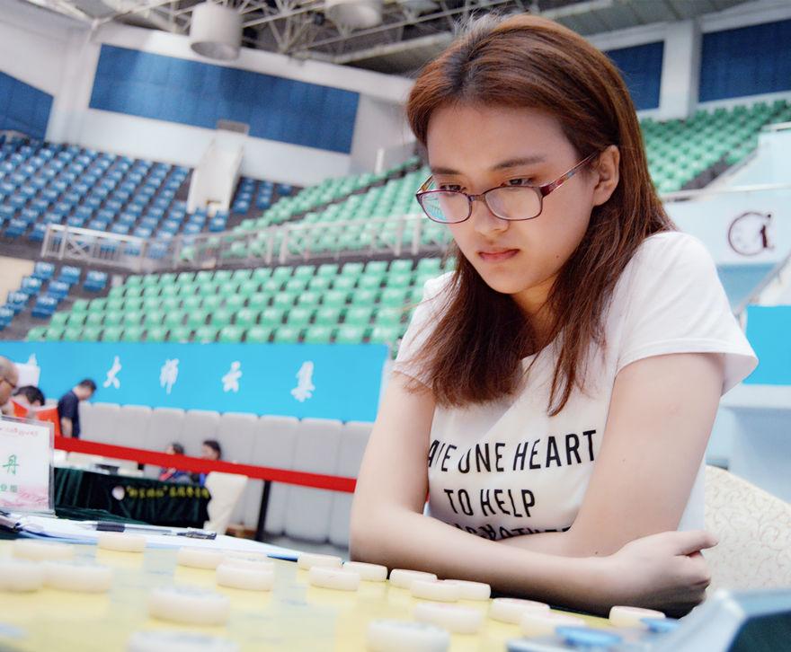 绝色总裁的超级高手最新章节深度分析与观点阐述