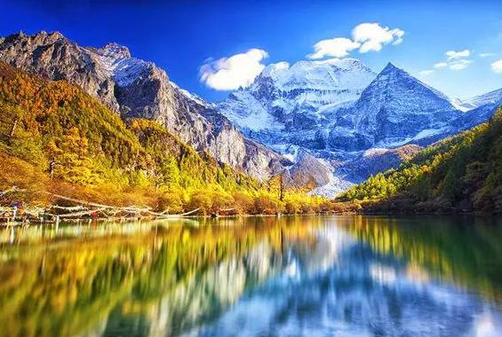 最新端游排行榜2019,虚拟旅行探索自然美景,寻找内心平和之地