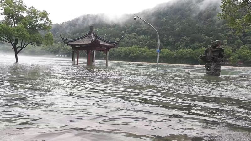 新安江最新泄洪进展与温馨故事概述