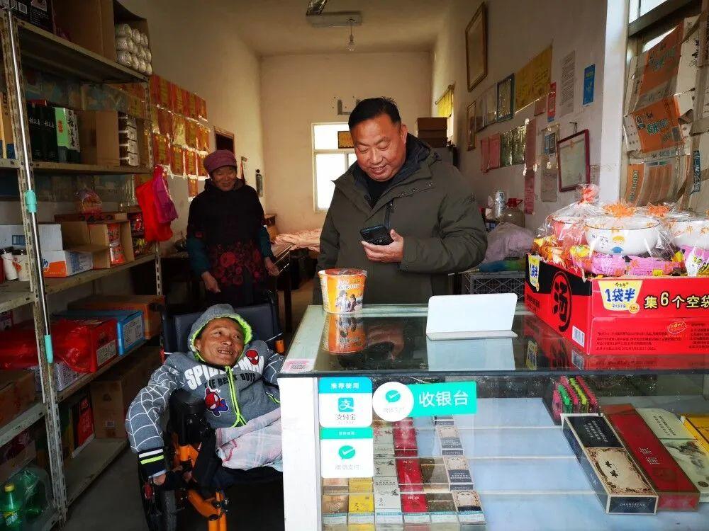 探访隐藏特色小店,揭秘低保政策下的独特小巷故事,2019年低保最新政策解读