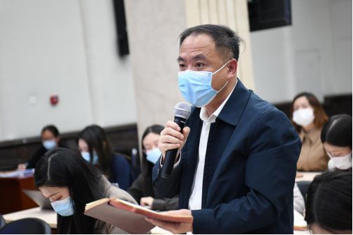 财经记者采访最新消息揭秘,步骤指南与前沿动态报道