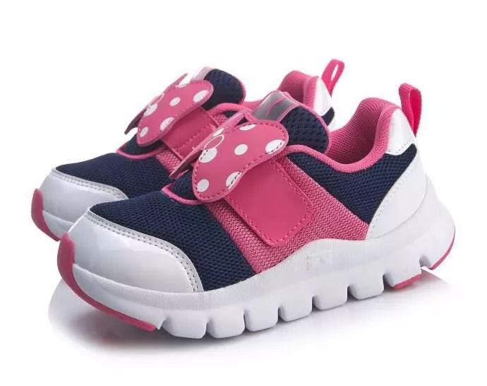 李宁儿童鞋新款,小步迈向自信之路
