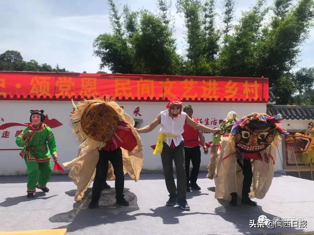 单读最新一期,时代之声的回响重磅来袭!