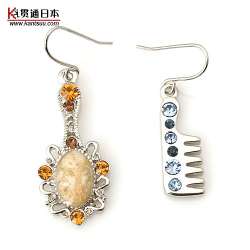 时尚耳饰新款推荐,友情与时尚的温馨故事交织的潮流魅力