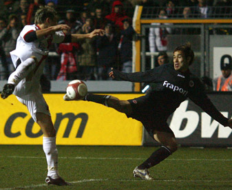 德国杯赛场上的温情与友谊胜利时刻