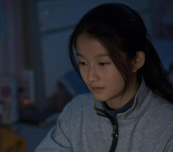 尹昭熙演员,小巷中的秘密乐园之旅