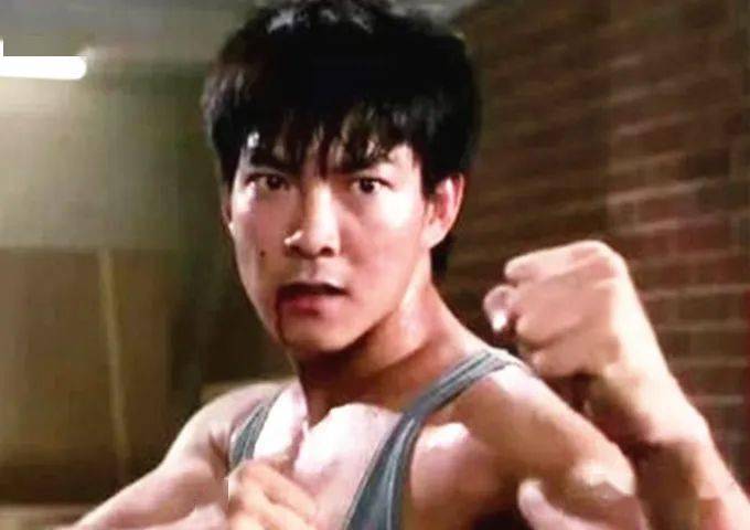 元彪的最新动态,影视巨星的发展轨迹与当下风采展示