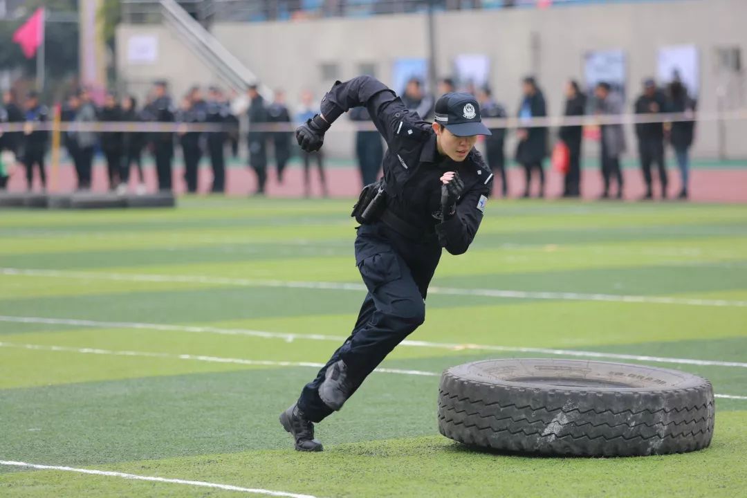 朗平比赛视频,传奇赛场记忆的回响与传承