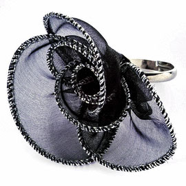 时尚魅力秘密武器,潮流饰品精选集