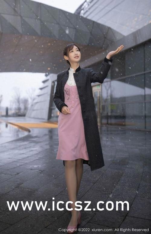 王李丹妮最新写真,时尚魅力的多维展现