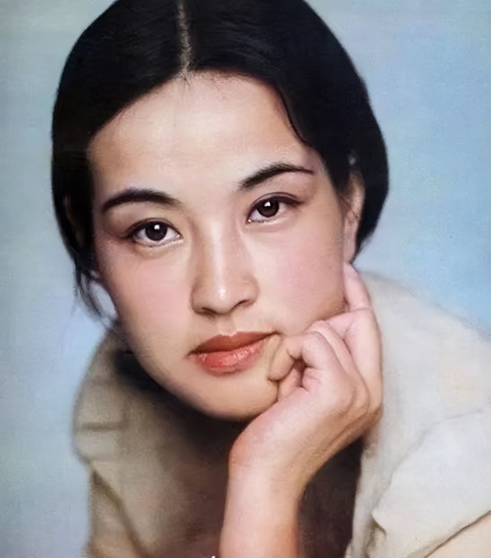 47岁女明星,闪耀星光的璀璨之旅