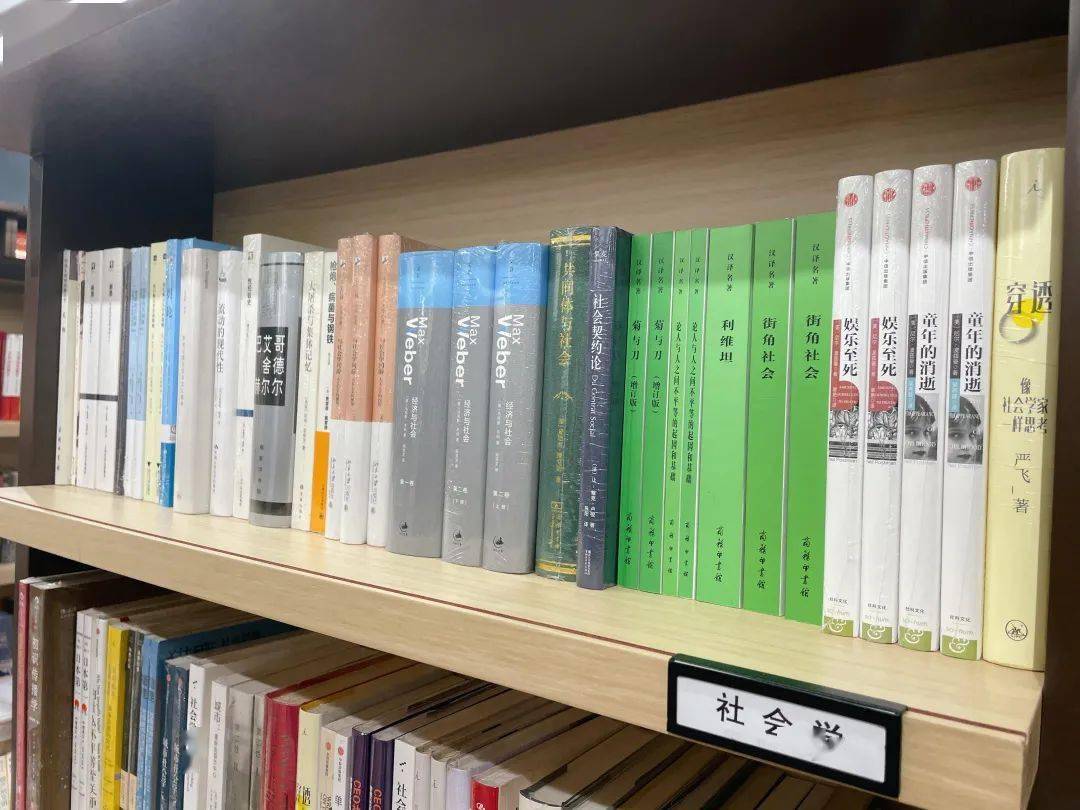 黄芬最新作品,日常小确幸的温馨时刻