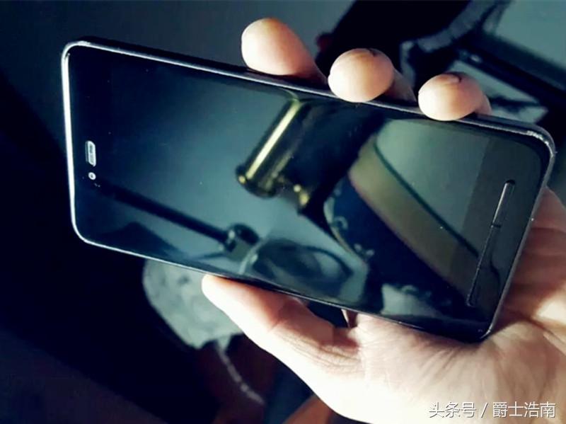 罗永浩最新视频揭秘科技新潮流!