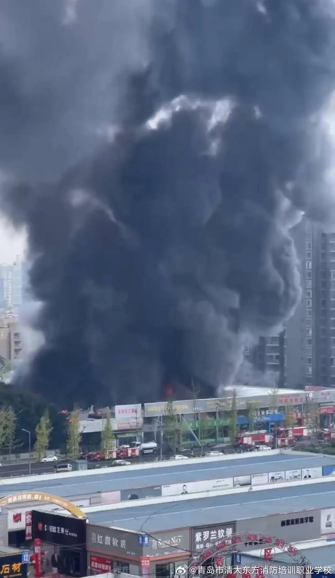 成都火灾最新更新,火灾现场情况报道