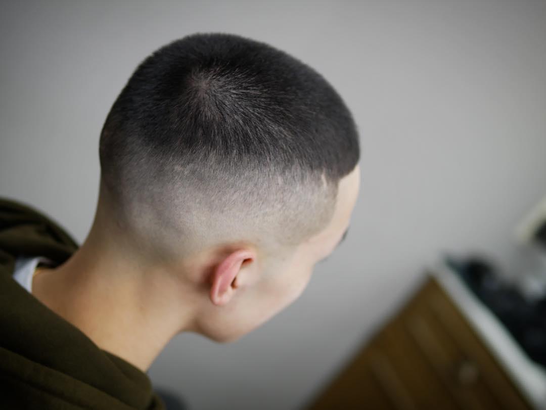 最新男士短发发型流行趋势