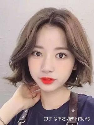 女人最新发型，时尚潮流与个人立场的探索与探讨