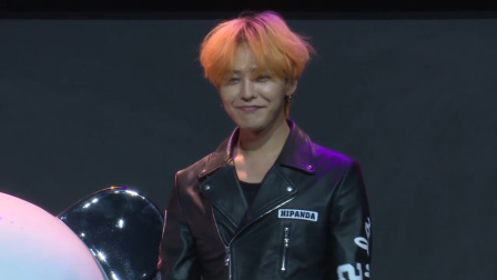 权志龙最新照片,科技潮流革命的新标杆,引领前沿生活方式体验