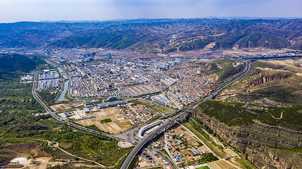 坪山新闻最新动态,小巷深处的独特风味揭秘
