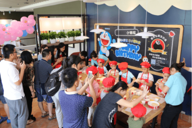 肯德基最新活动探索小巷美食之旅