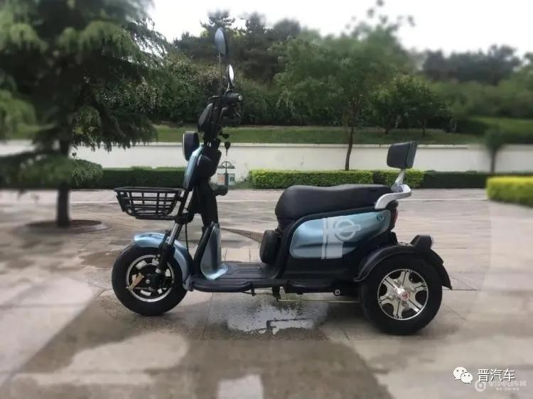 最新款三轮电动车,时尚出行的全新选择!