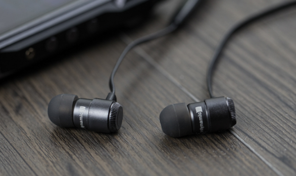 重磅推荐,索尼最新耳机,带你进入音乐的奇妙世界!