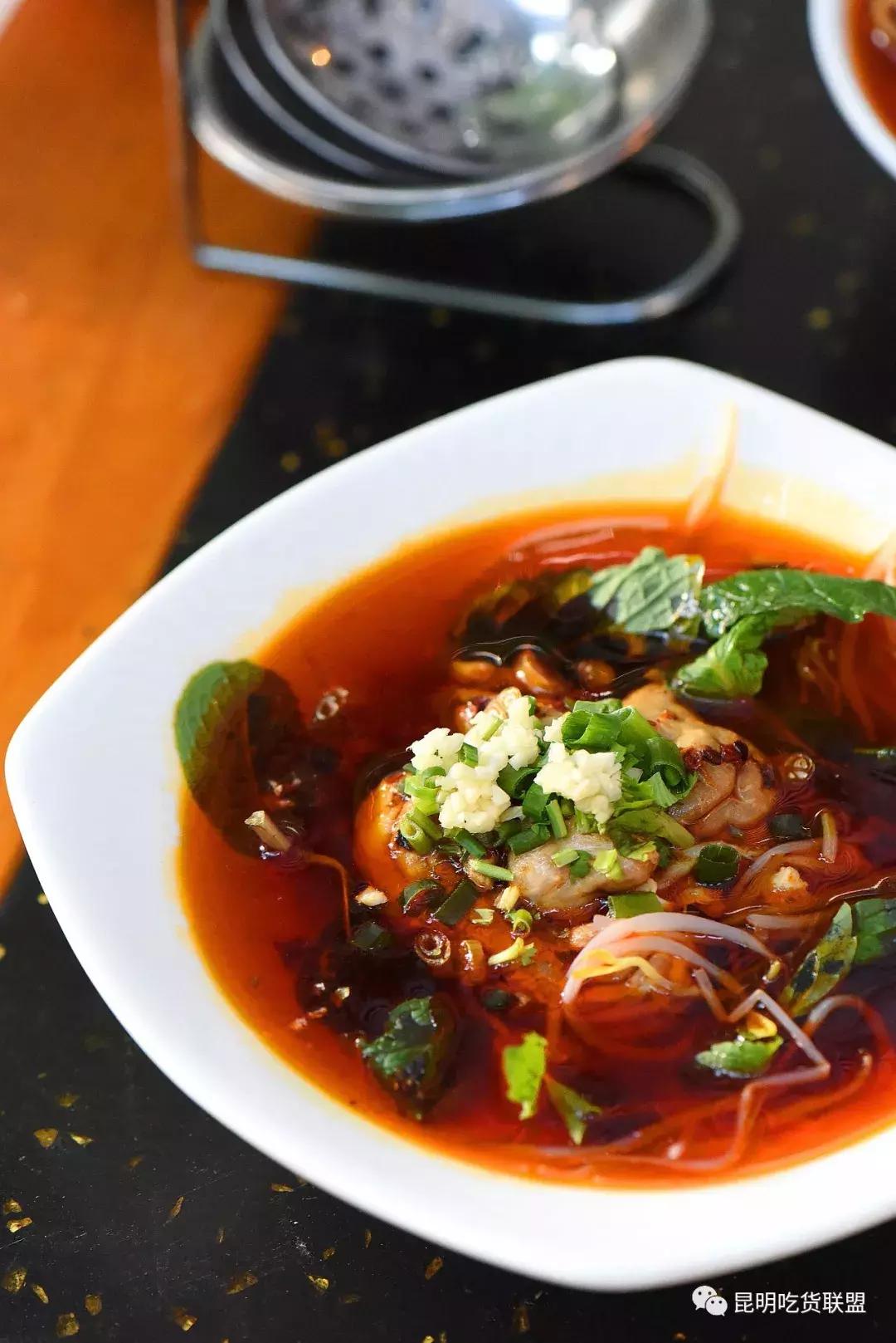 变形计最新一期,小巷深处的独特风情