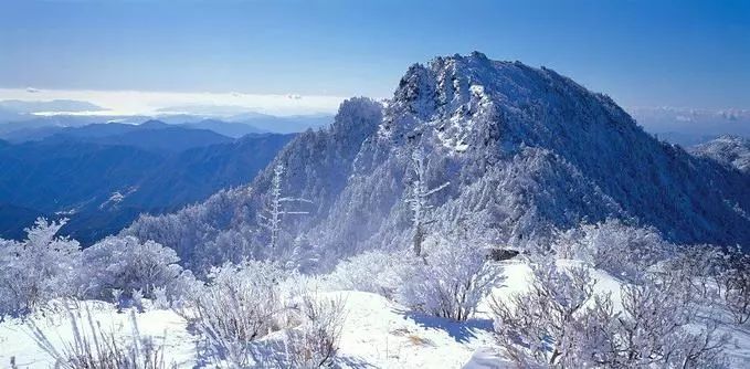 聚乙烯最新价格,与自然美景对话,探寻内心平和宁静之旅