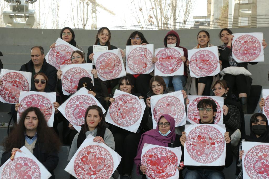 最新伊朗新闻报道及论述分析