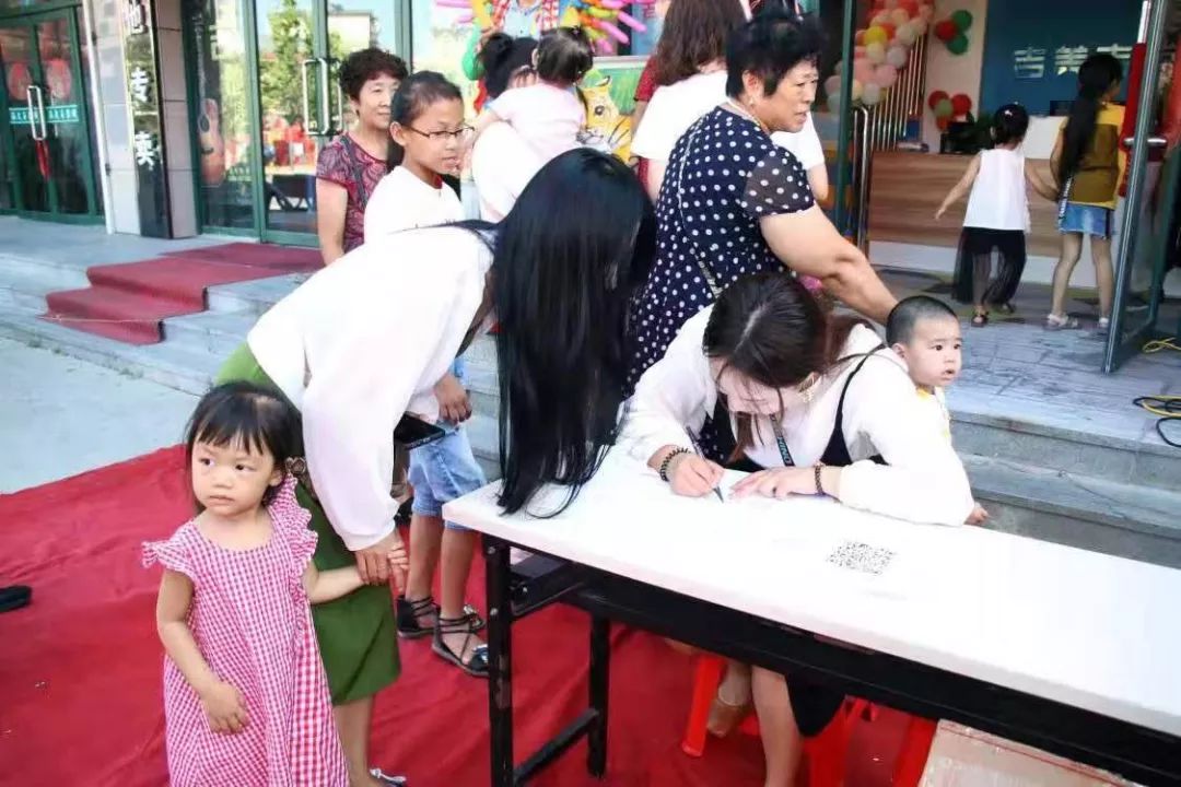 何润东最新电影动态,演艺之路迎新篇章