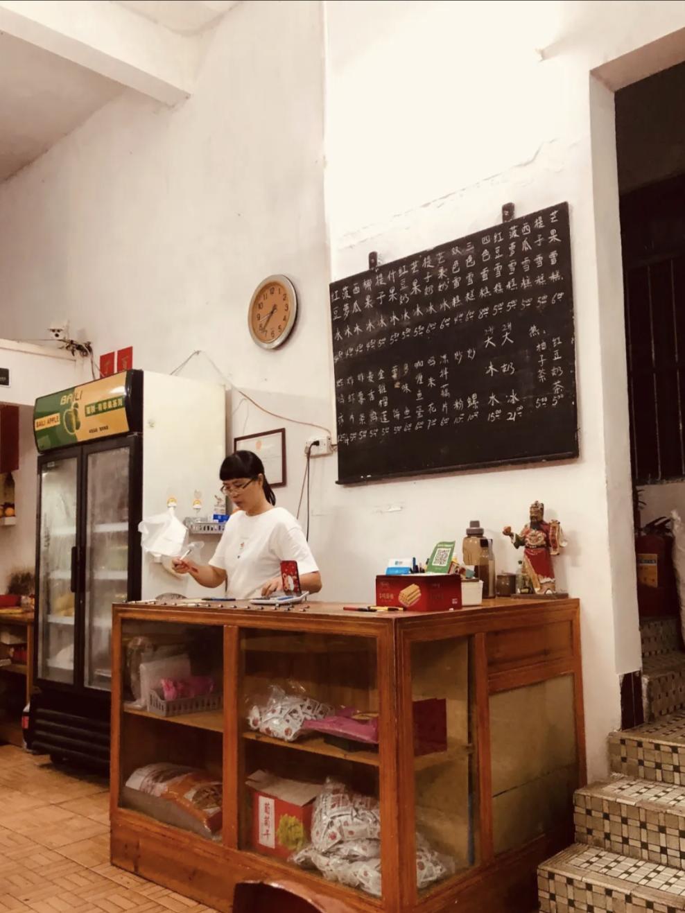 最新型病毒揭秘与小巷深处的神秘小店探秘之旅