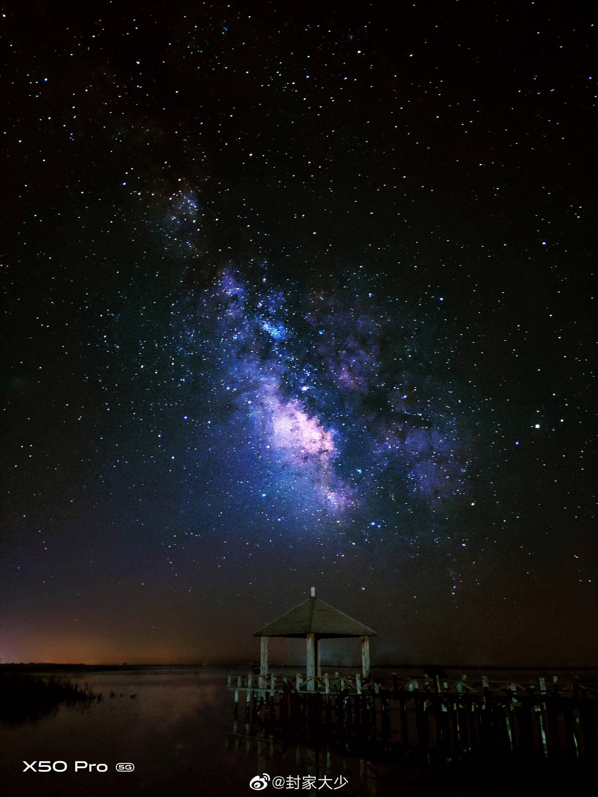 最新卫星夜景图，星空下的温馨夜晚