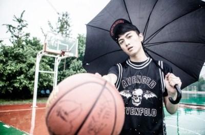 井柏然最新图片,多维解读时尚魅力风采