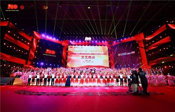 手机在线最新电影,时代宠儿与文化传播的力量