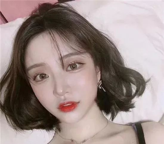 女人最新发型,时尚潮流与个人立场的探索与探讨