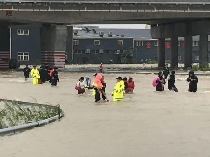 台州台风最新动态,各方观点分析与个人立场表达