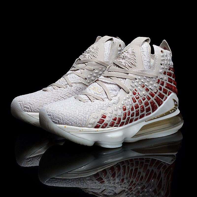 詹姆斯最新球鞋引领潮流,时尚新风尚!